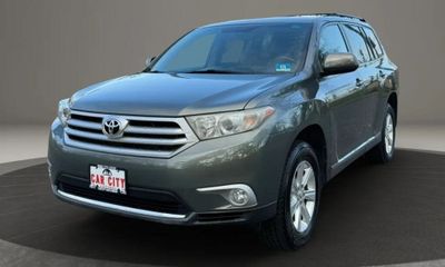 2011 Toyota Highlander Base Hybrid SE