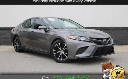 2020 Toyota Camry SE