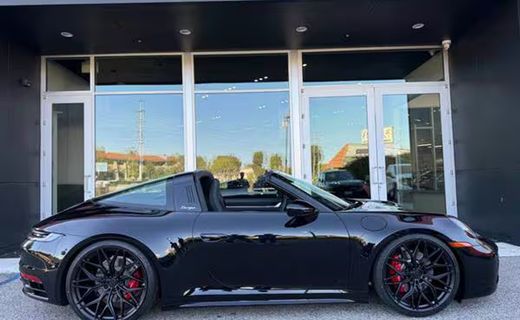 2024 Porsche 911