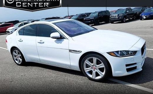 2018 Jaguar XE Prestige