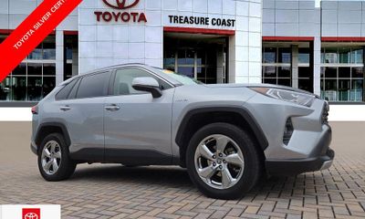 2020 Toyota RAV4 Limited HV