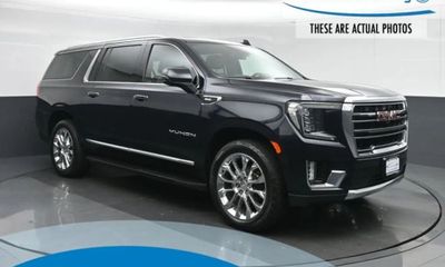 2022 GMC Yukon XL SLT