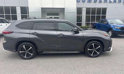 2021 Toyota Highlander XSE NAV JBL