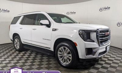 2023 GMC Yukon SLT