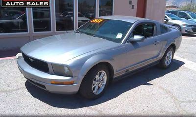 2006 Ford Mustang Deluxe