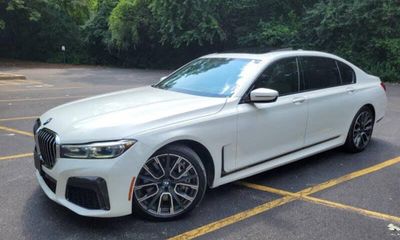 2020 BMW 750I xDrive