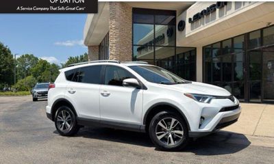 2018 Toyota RAV4 Adventure XLE