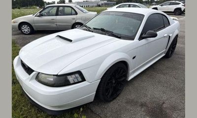 2004 Ford Mustang GT