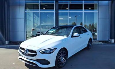 2026 Mercedes-Benz C-Class C300 4MATIC