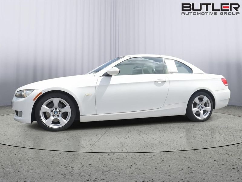 2008 Bmw 328I — a typically priced live listing