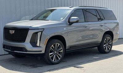 2026 Cadillac Escalade Sport Touring PKG