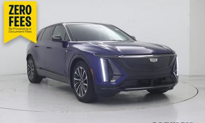 2024 Cadillac Lyriq Sport 3