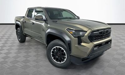 2026 Toyota Tacoma TRD OFF Road