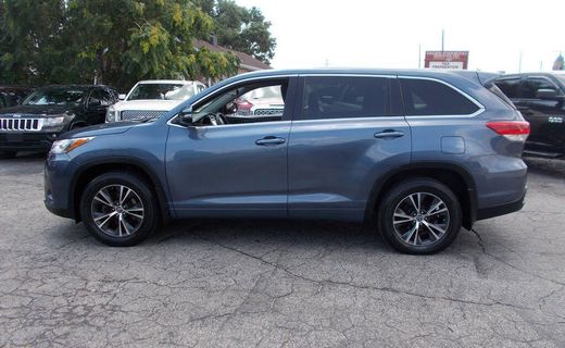 2017 Toyota Highlander LE