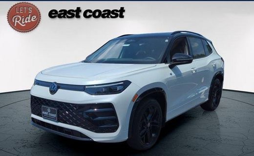 2026 Volkswagen Tiguan SE Black