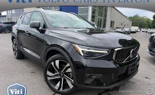 2023 Volvo XC40 Ultimate Bright