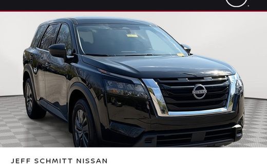 2025 Nissan Pathfinder S