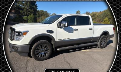 2017 Nissan Titan