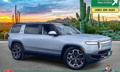 2024 Rivian R1S Adventure