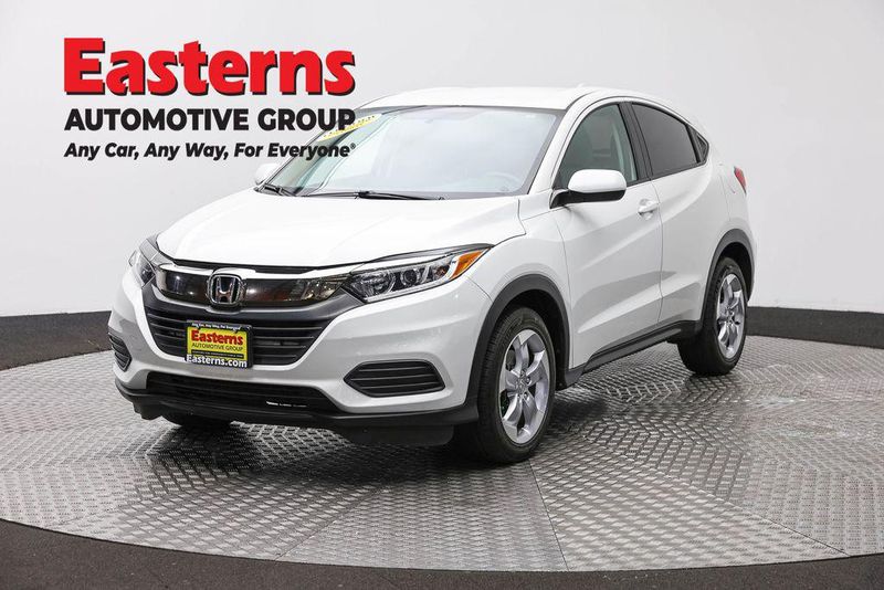 2022 Honda HR-V — a typically priced live listing