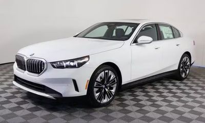 2027 BMW 530I