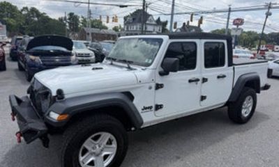2020 Jeep Gladiator Sport
