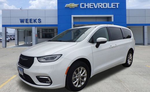 2023 Chrysler Pacifica Touring L
