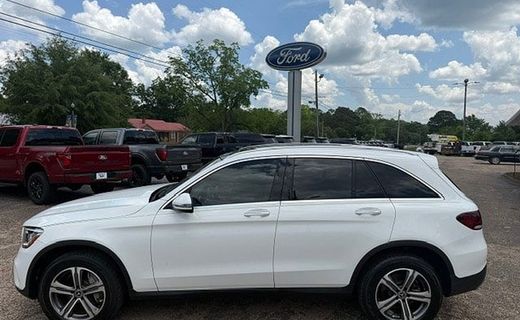 2020 Mercedes-Benz GLC-Class GLC300