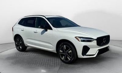 2024 Volvo XC60 Ultimate Dark