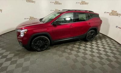 2023 GMC Terrain SLT