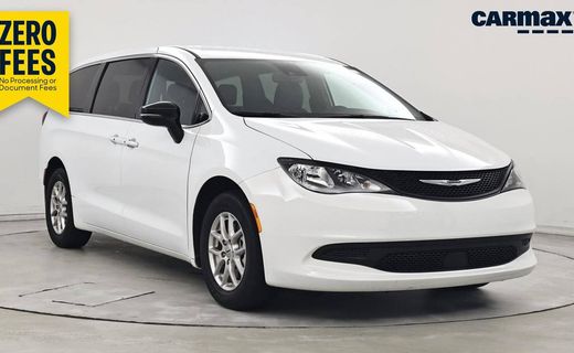 2025 Chrysler Voyager LX
