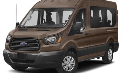 2019 Ford Transit 150 XLT Medium