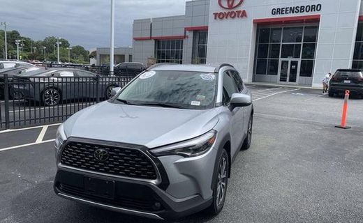 2022 Toyota Corolla Cross XLE