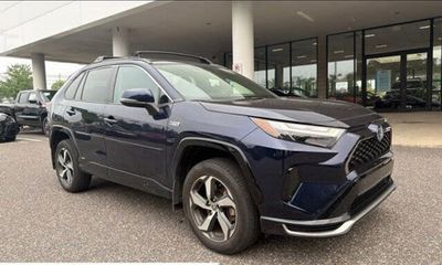 2024 Toyota RAV4 Prime phev SE