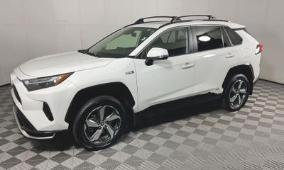 2022 Toyota RAV4 Prime phev SE