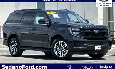 2025 Ford Expedition Active