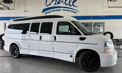 2026 Chevrolet Express EXT