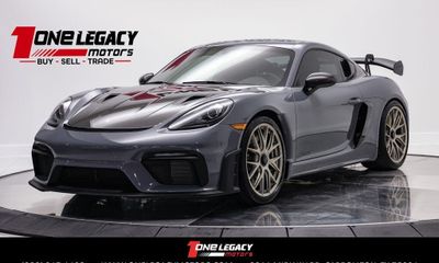 2025 Porsche 718 Cayman GT4 RS