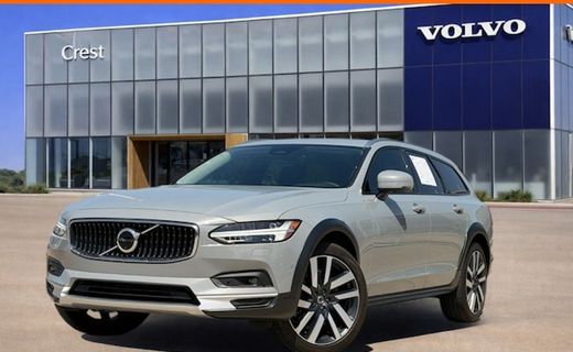 2025 Volvo V90CC Ultra