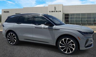 2026 Lincoln Nautilus BLK Label