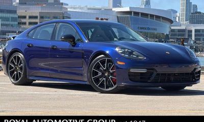 2020 Porsche Panamera GTS