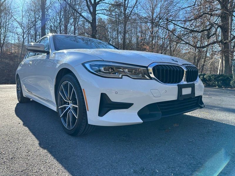 2019 Bmw 3 Series — a typically priced live listing