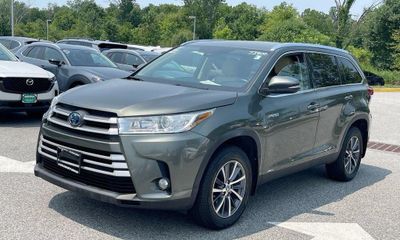 2019 Toyota Highlander XLE Hybrid