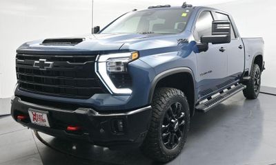 2026 Chevrolet Silverado HD LT
