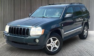 2005 Jeep Grand Cherokee Laredo