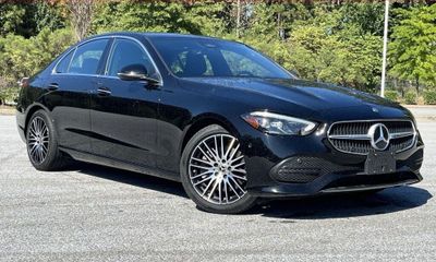2024 Mercedes-Benz C-Class C300