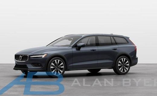 2026 Volvo V60CC Ultra
