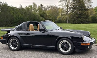 1986 Porsche 911 Carrera