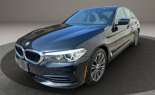 2019 BMW 540I