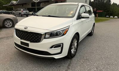 2019 Kia Sedona L